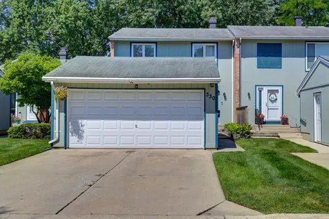 330 Elmwood Lane Bloomingdale IL 60108