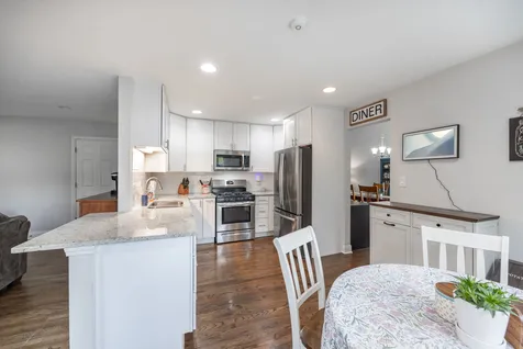1705 North Ryan Street Mchenry IL 60050