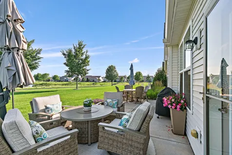 545 Autumn Circle Pingree Grove IL 60140