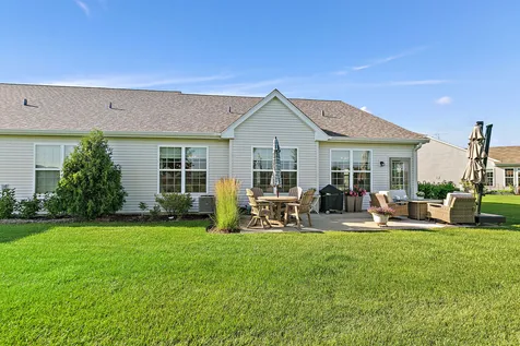 545 Autumn Circle Pingree Grove IL 60140