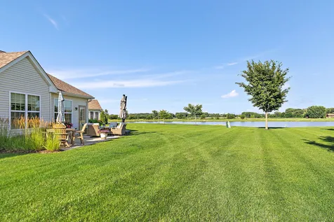 545 Autumn Circle Pingree Grove IL 60140