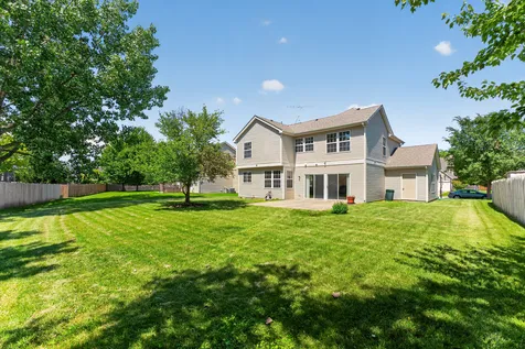 1696 Brigham Lane Crystal Lake IL 60014