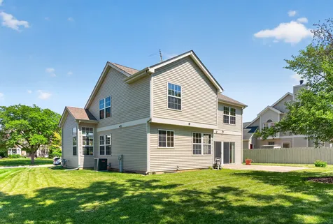 1696 Brigham Lane Crystal Lake IL 60014