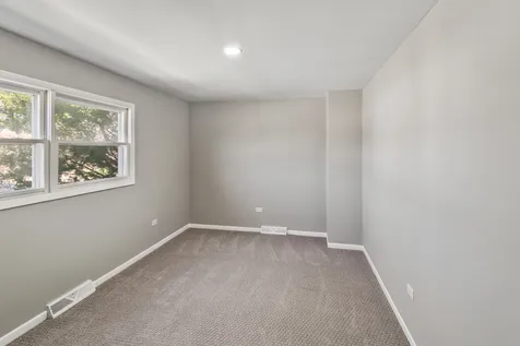 6151 Victoria Drive Oak Forest IL 60452