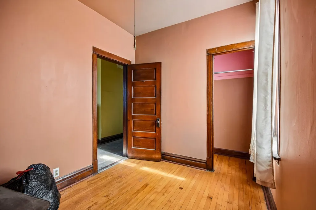 3038 West 38th Place Chicago IL 60632