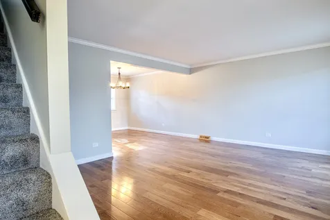 5N575 Abilene Trail Bloomingdale IL 60108