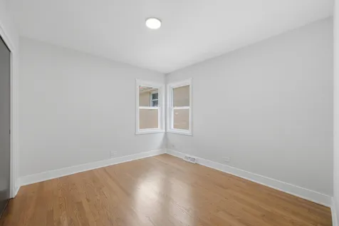 6332 North Mobile Avenue Chicago IL 60646