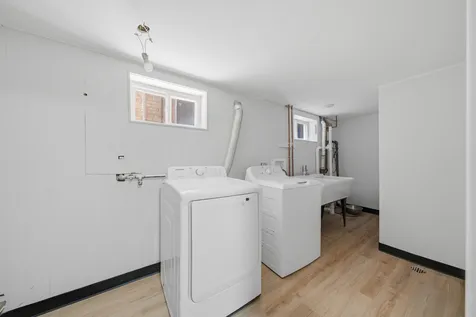 6332 North Mobile Avenue Chicago IL 60646