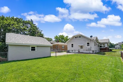 3203 18TH Avenue Rock Island IL 61201