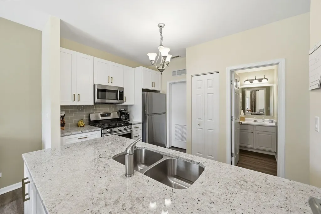 2759 Sheridan Court Naperville IL 60563