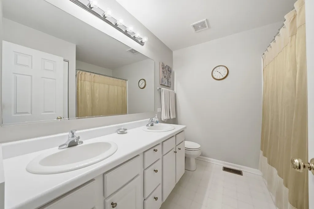 2759 Sheridan Court Naperville IL 60563