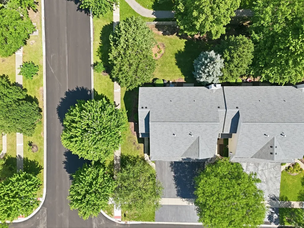 2759 Sheridan Court Naperville IL 60563