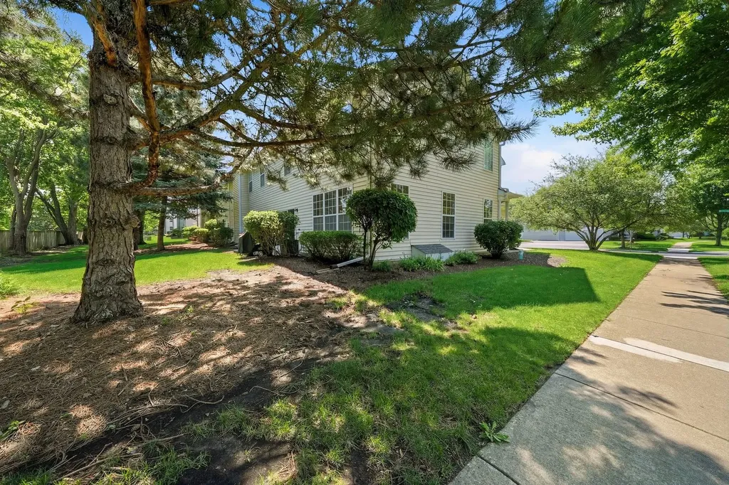 2759 Sheridan Court Naperville IL 60563