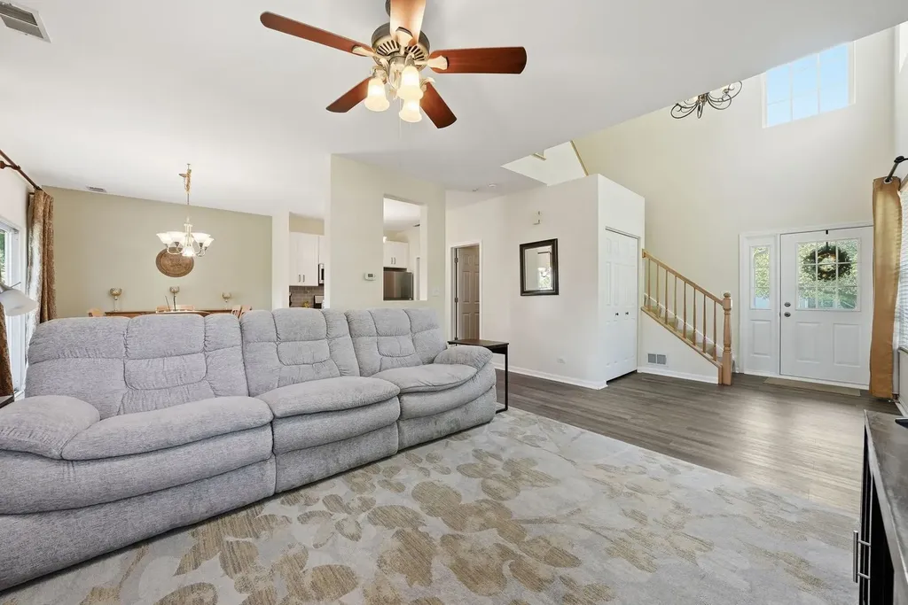 2759 Sheridan Court Naperville IL 60563