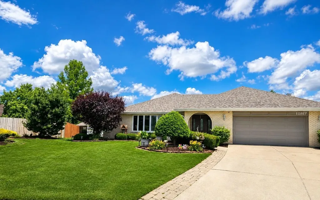 12817 South Surrey Court Palos Park IL 60464