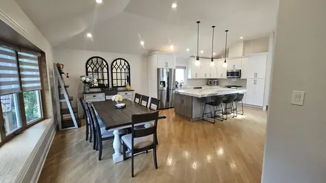 12817 South Surrey Court Palos Park IL 60464