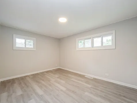 29 South Ash Street Palatine IL 60067
