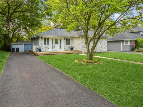 29 South Ash Street Palatine IL 60067
