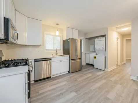 29 South Ash Street Palatine IL 60067