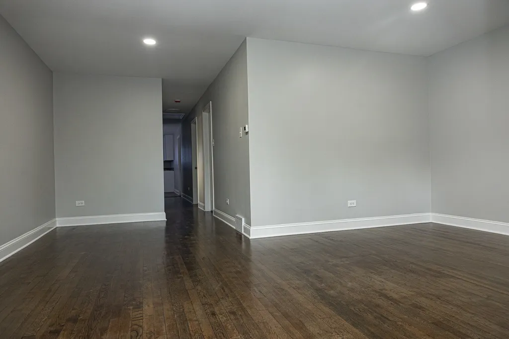 343 West 102nd Place Chicago IL 60628
