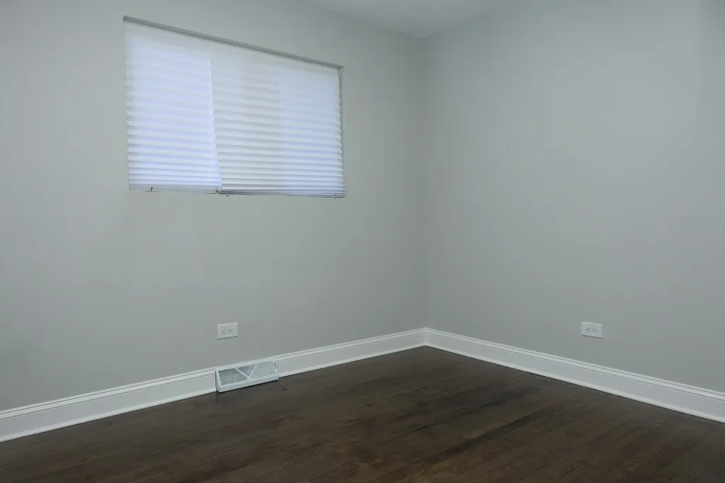 343 West 102nd Place Chicago IL 60628