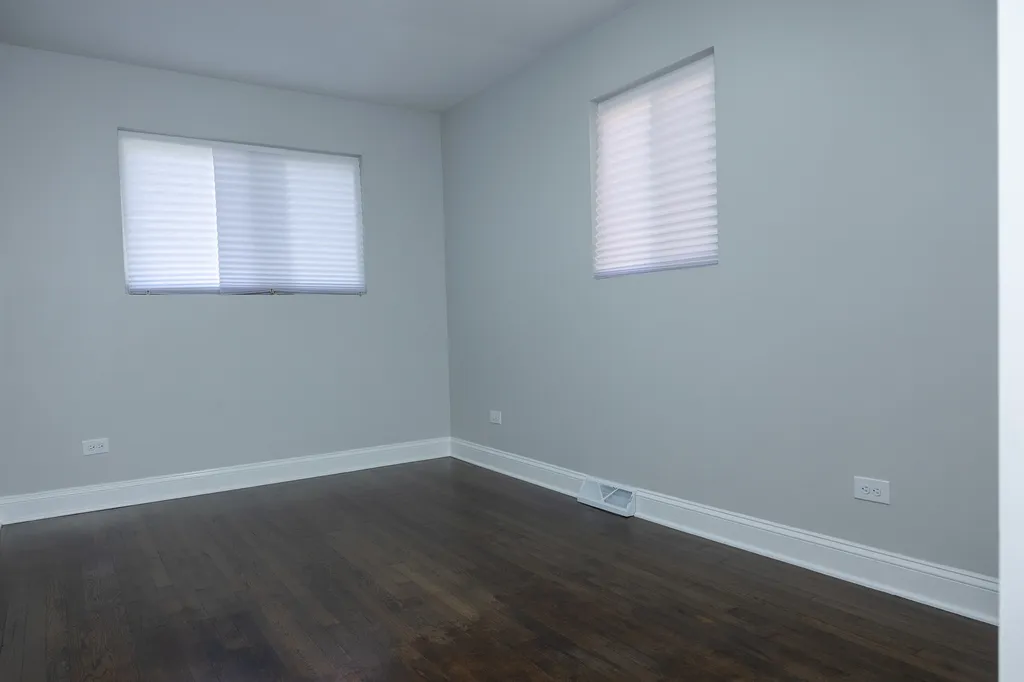 343 West 102nd Place Chicago IL 60628