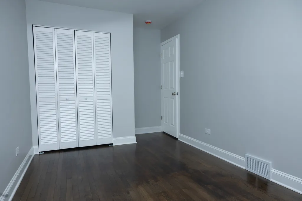 343 West 102nd Place Chicago IL 60628