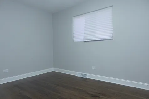 343 West 102nd Place Chicago IL 60628