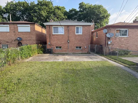 343 West 102nd Place Chicago IL 60628