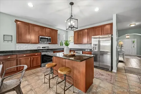 2911 Grande Trail Yorkville IL 60560