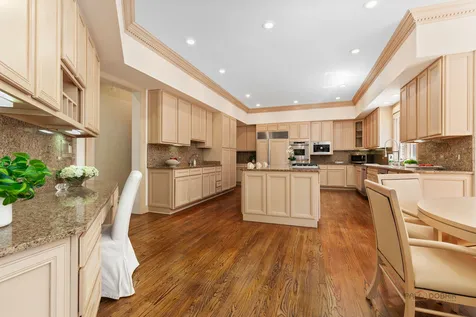 610 South Ridge Road Lake Forest IL 60045