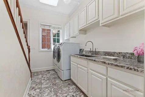610 South Ridge Road Lake Forest IL 60045