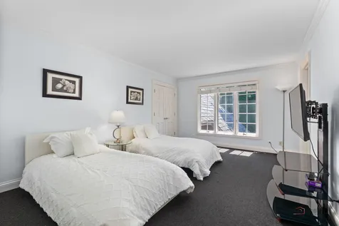 610 South Ridge Road Lake Forest IL 60045