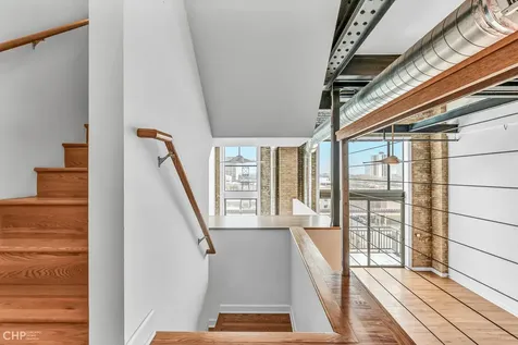 2545 South Dearborn Street Chicago IL 60616