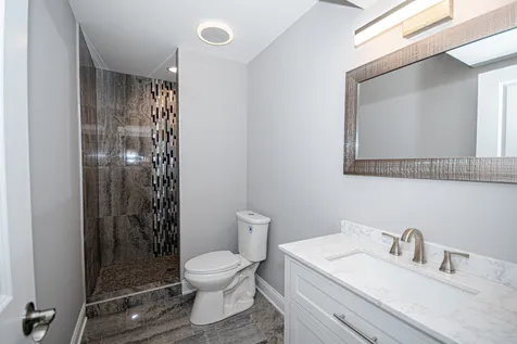 55 West 77th Place Chicago IL 60620