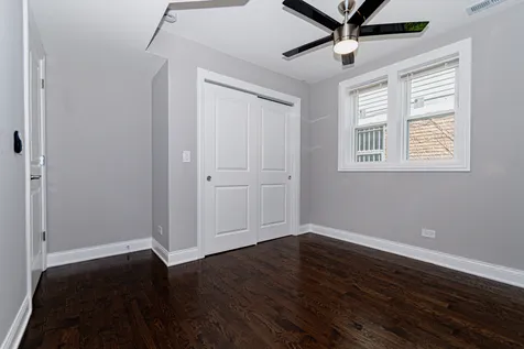 55 West 77th Place Chicago IL 60620