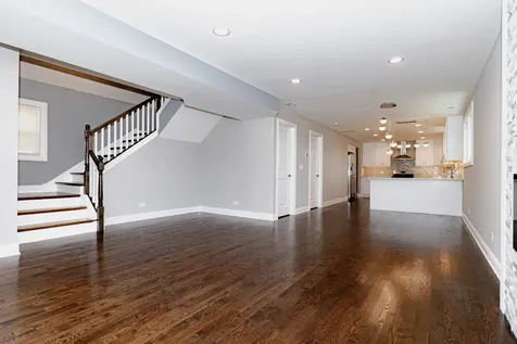 55 West 77th Place Chicago IL 60620