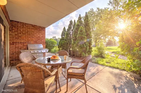 18 East Old Willow Road Prospect Heights IL 60070