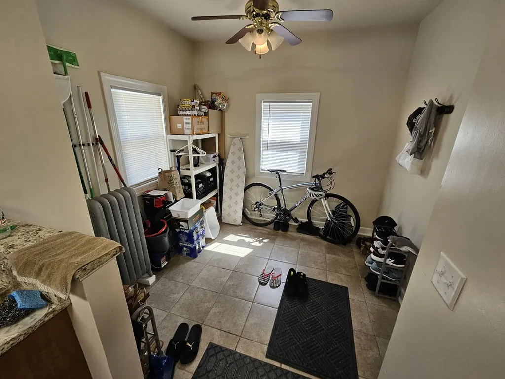 3851 North Laramie Avenue Chicago IL 60641
