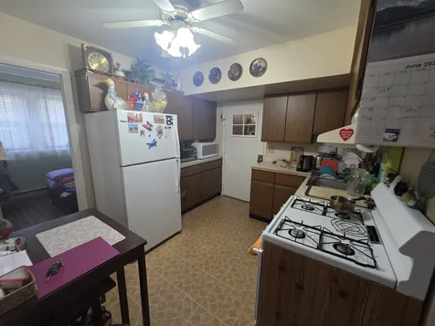3851 North Laramie Avenue Chicago IL 60641