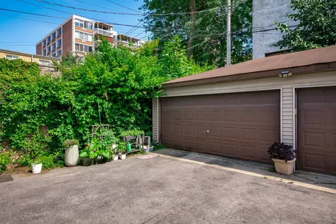 921 Ontario Street Oak Park IL 60302