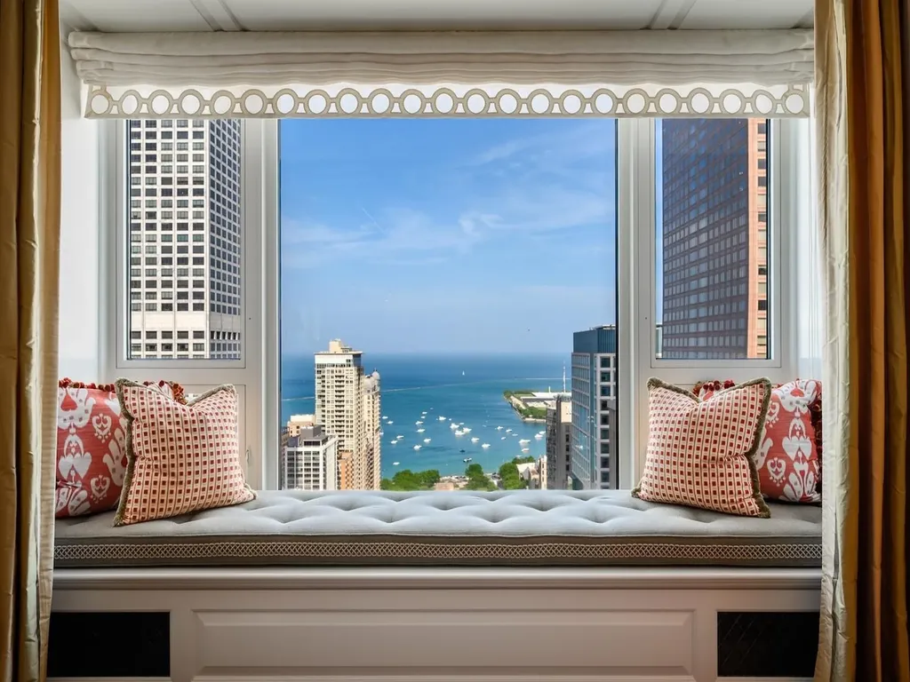 800 North Michigan Avenue Chicago IL 60611