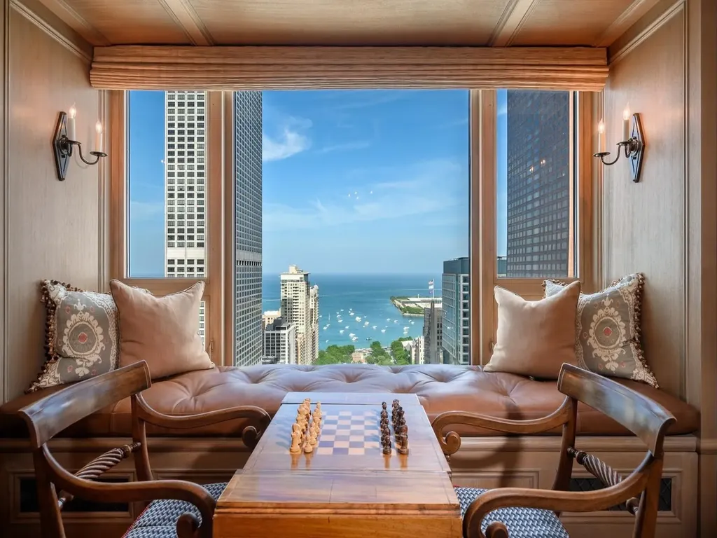 800 North Michigan Avenue Chicago IL 60611