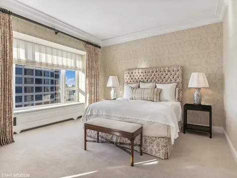800 North Michigan Avenue Chicago IL 60611