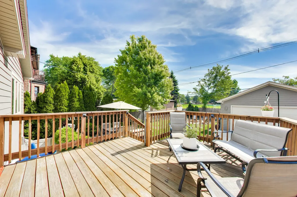1721 South Cumberland Avenue Park Ridge IL 60068