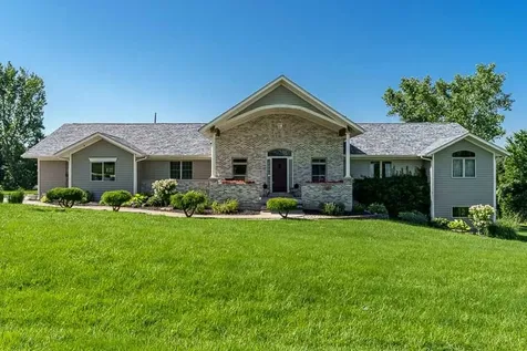 7887 Canterbury Ridge South Beloit IL 61080