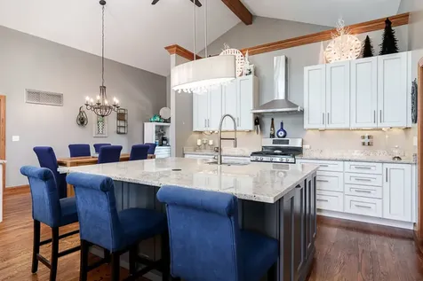 7887 Canterbury Ridge South Beloit IL 61080
