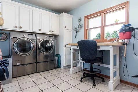 7887 Canterbury Ridge South Beloit IL 61080
