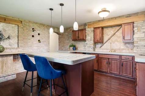 7887 Canterbury Ridge South Beloit IL 61080
