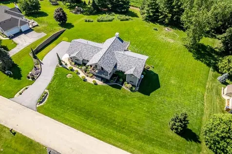 7887 Canterbury Ridge South Beloit IL 61080